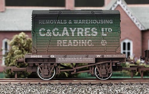 Dapol 4F-037-105 Conflat & Container C & G Ayres Weathered
