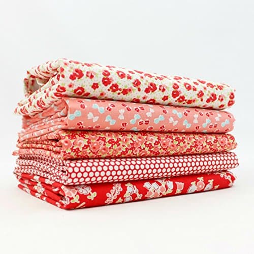 United Notions Little Ruby - Red Fat Quarter Bundle (5 pcs) - Bonnie and Camille - Moda 18 x 21 inches (45.72cm x 53.34cm) Fabric cuts DIY Quilt Fabric