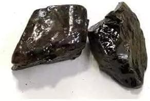 Original Kala gond | Gond Siyah / Gond Siya / Pure & Ayurvedic Musambaram / Musambar / Aloevera Gum By Tradebulk (1000 g)