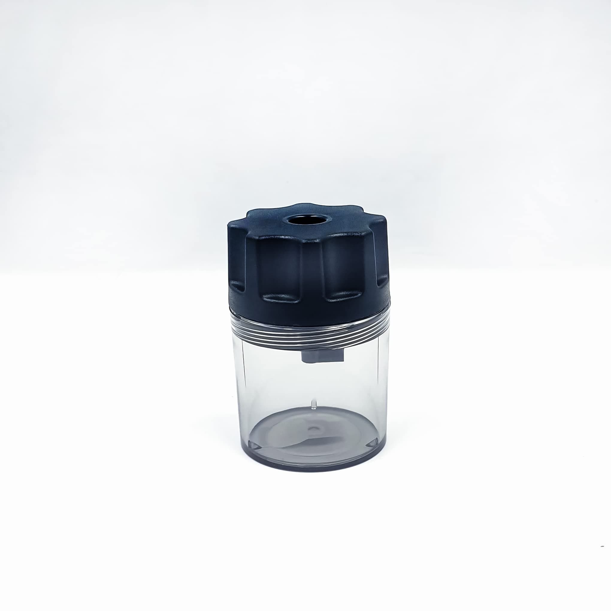 Maxi Sharpener Colour Barrel Single Hole, German blade, Lead and colour pencils. Smooth and easy sharpening. Easy to use