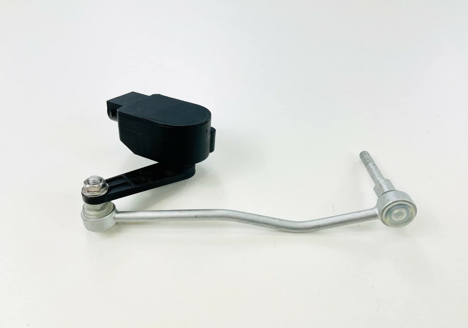 Front Right Xenon Headlight Level Sensor Compatible with AUDI A8 D3 2002-2010 ESS/AU/053A