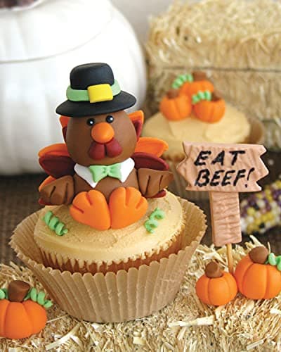 Sweet and Unique Cupcake Toppers: Over 80 Creative Fondant Tutorials, Tips and Tricks Paperback – Illustrated, April 8, 2014