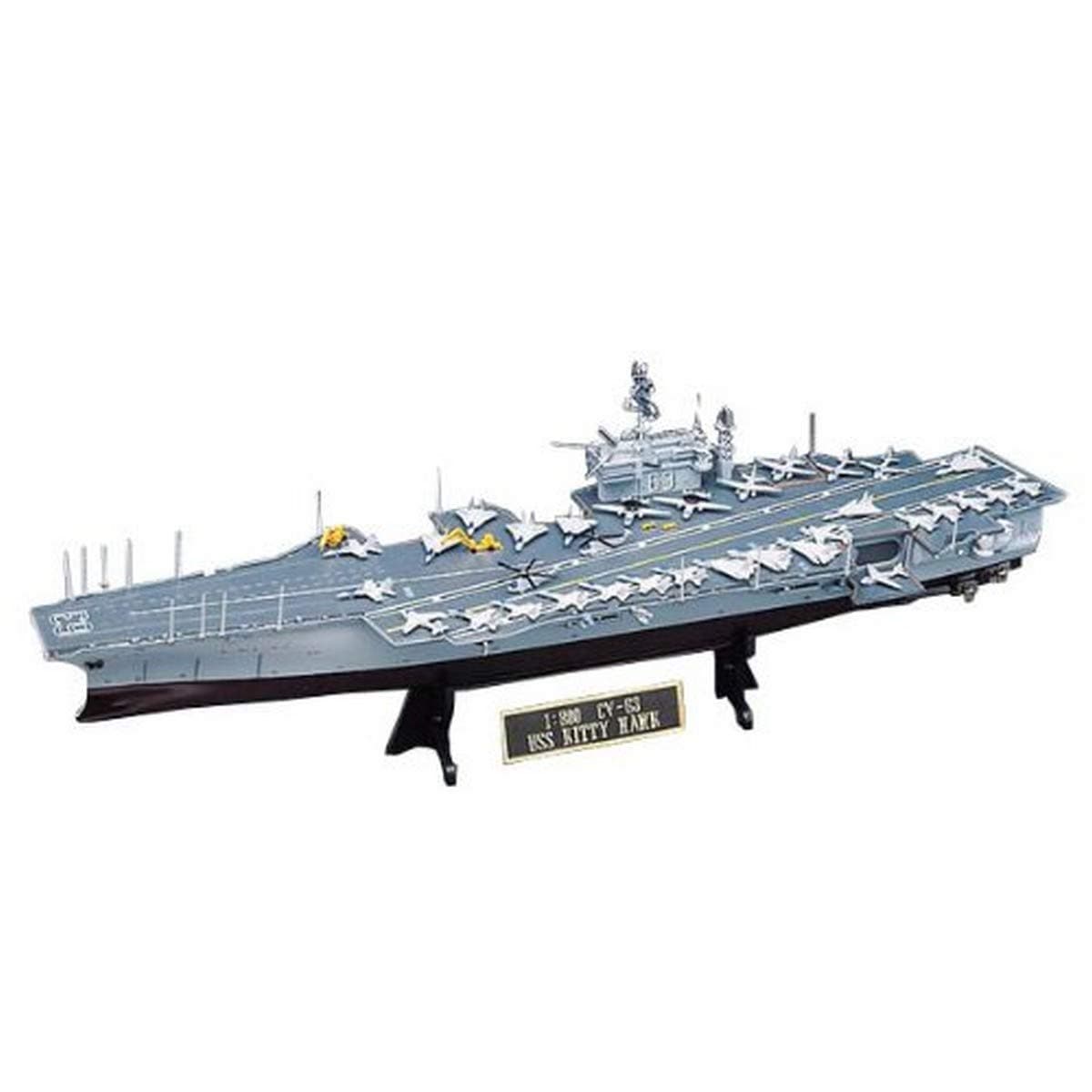 1/800 Scale U.S.S ty Hawk