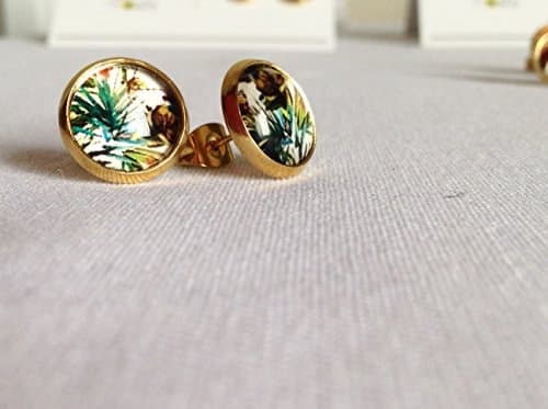 Kauai Flower Stud Earrings on Beige