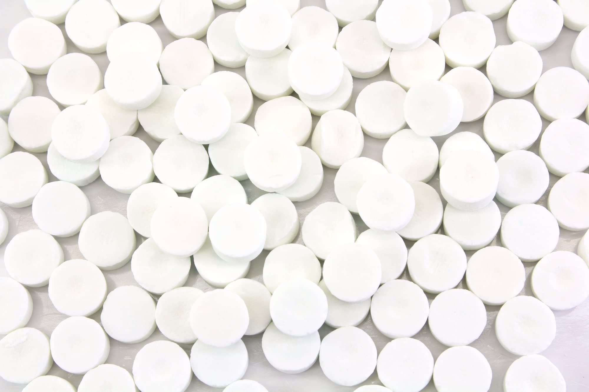 Planet Sweets White Peppermint Lozenges Mint Candy - 1.5 Pounds - Canada After Dinner Mints