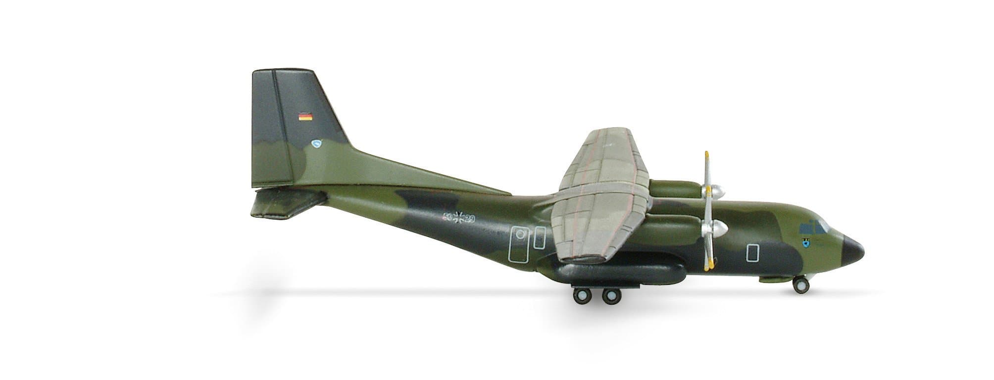Herpa Luftwaffe C-160 Transall 1/500)