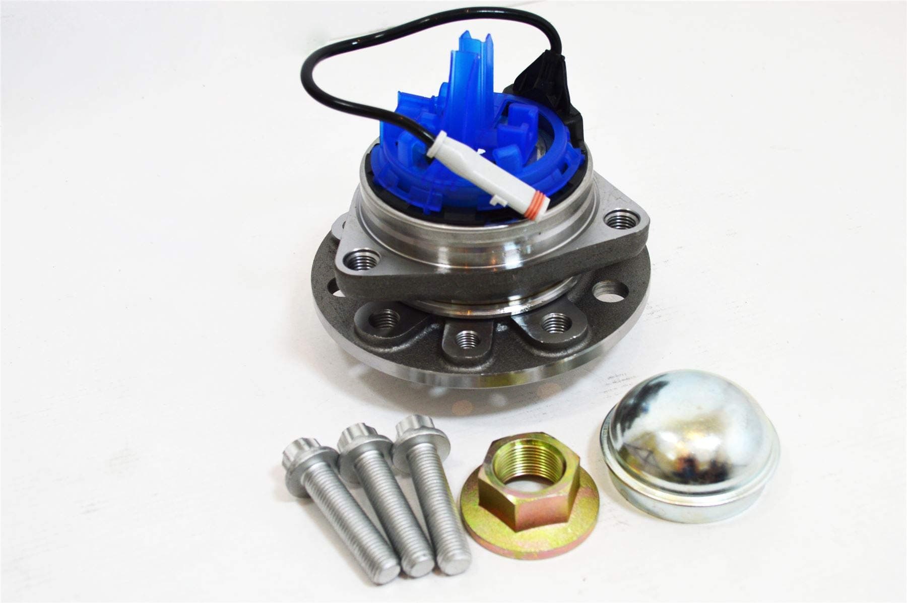 93186389 : FRONT WHEEL HUB (5 Stud) with ABS/SPEED SENSOR - NEW from LSC