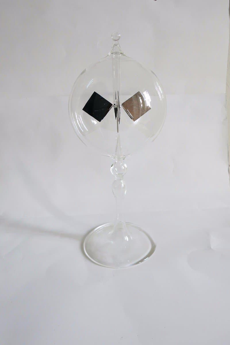 Crookes Radiometer Glass Light Mill for Study Decoration or Science Proving, Great Festive Gift!