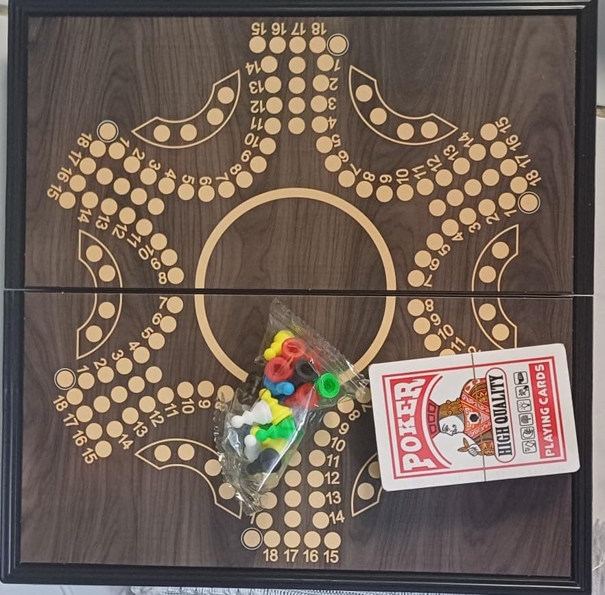 Jackaroo Traditional Board Game with Coloured Cones
