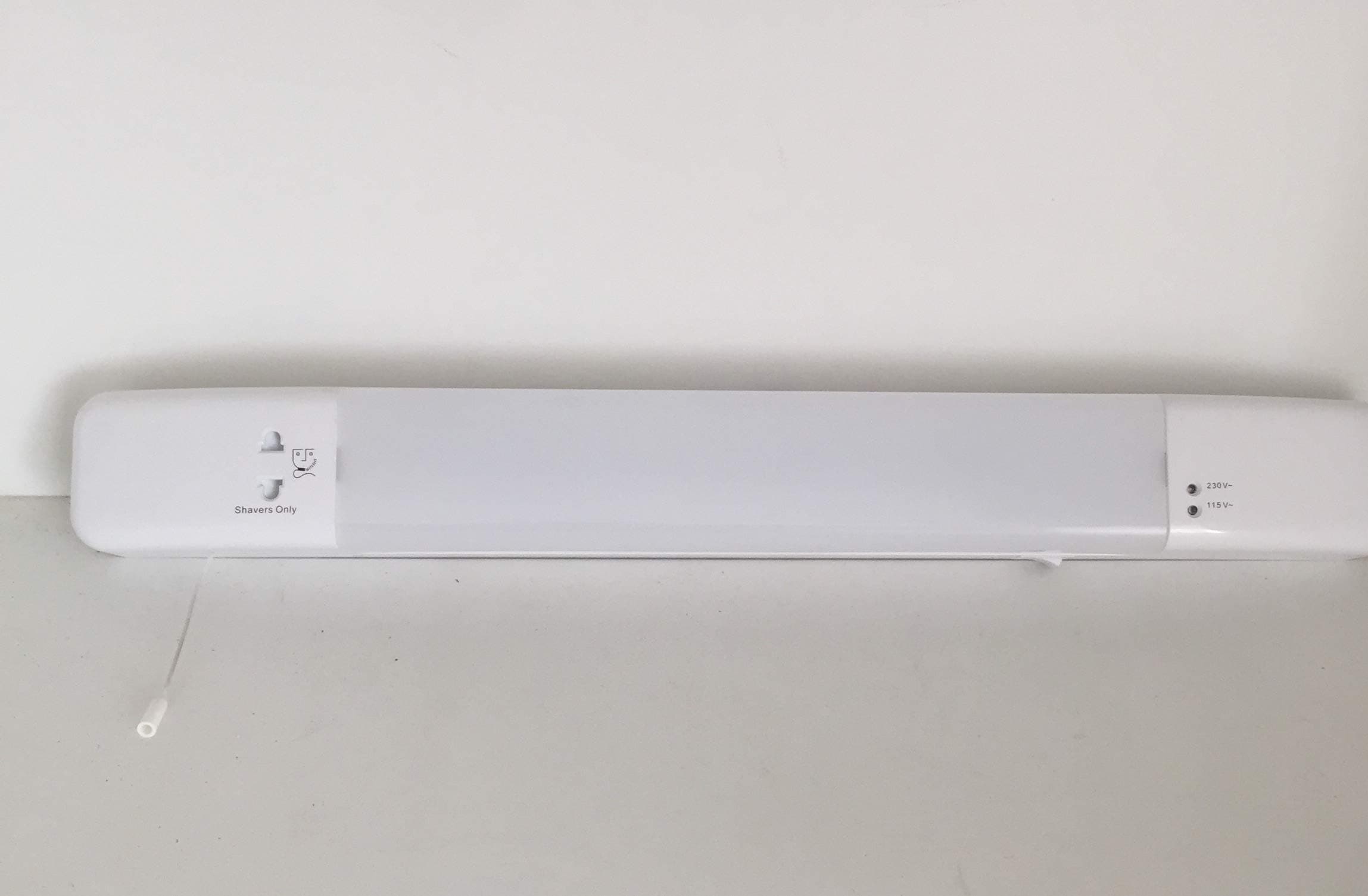 LED Shaver Light Modern Gloss White Bathroom Wall Light with Shaver Socket and Pull Switch Dual Voltage