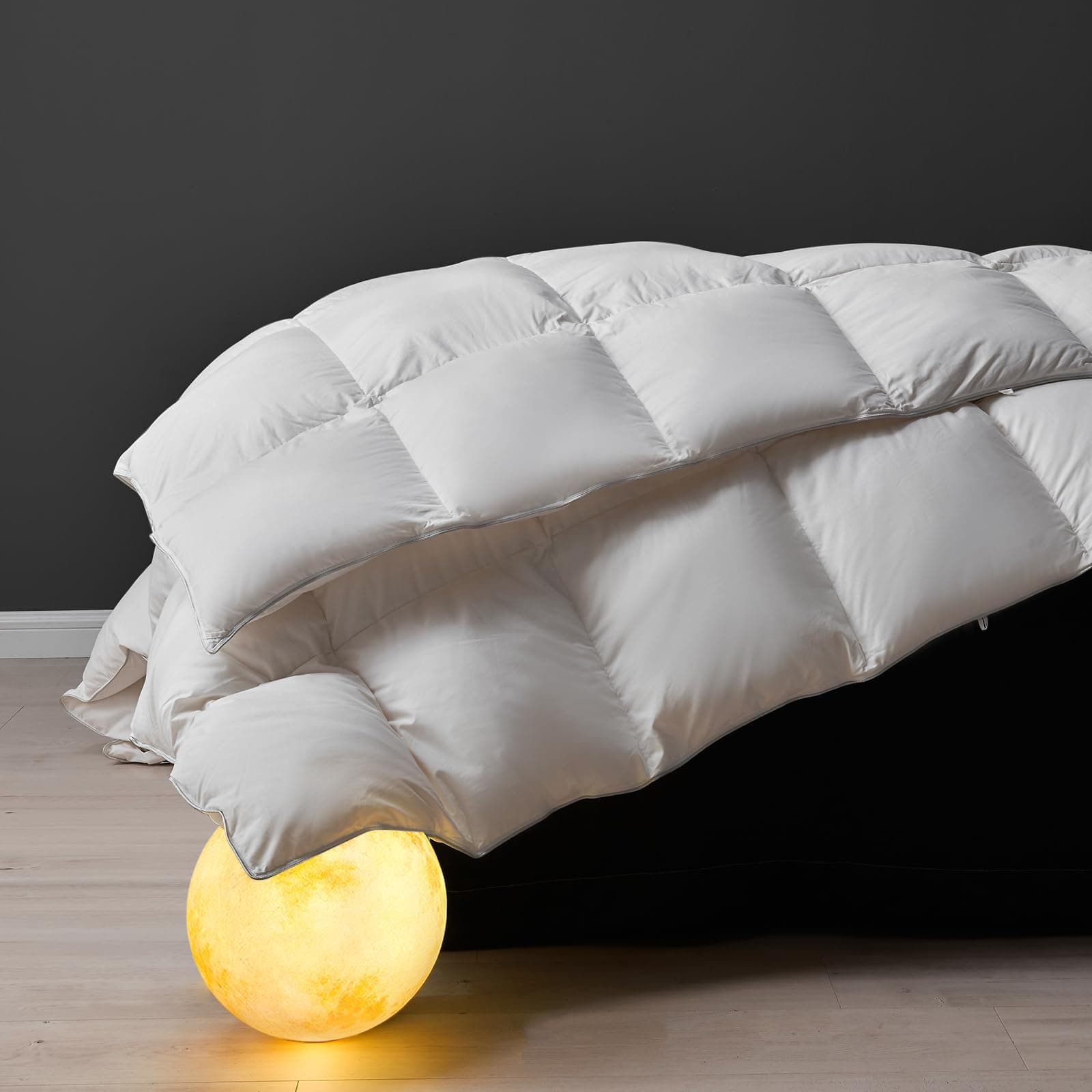 DWRSuperior Feather Down Comforter Oversized King Size, Ultra-Soft Rose-Silk Cotton-Blend Fabric, All Season Medium Warmth Bed Duvet Insert(120"x98", White)