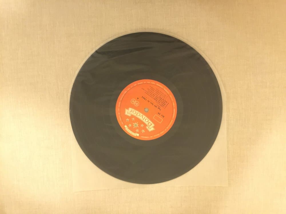 100 pcs Plastic New Anti Static Inner sleeves for 10" Vinyl - 8 MIL THICK