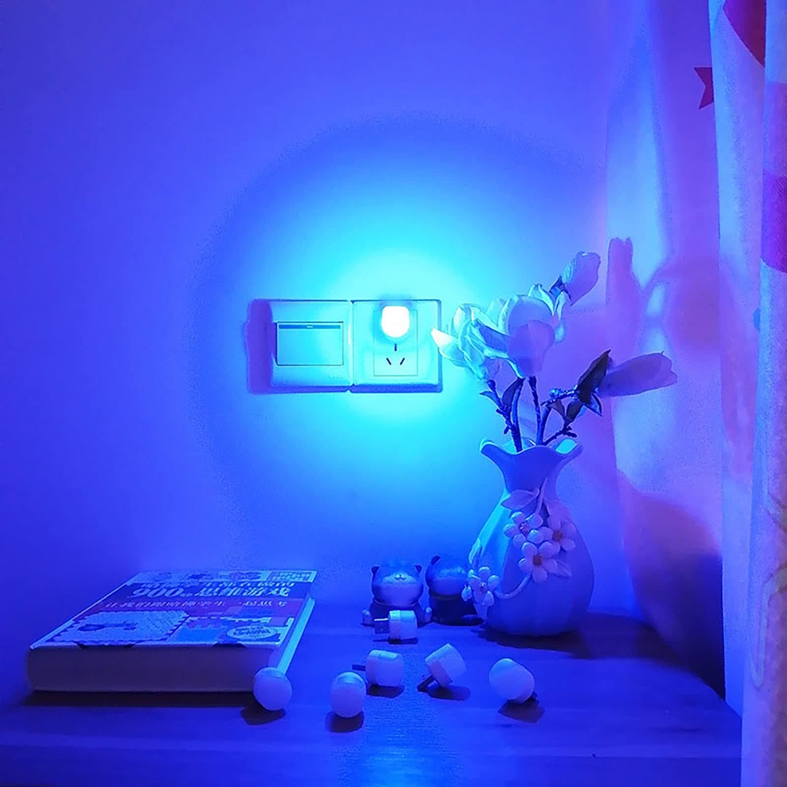 Mini LED Night Light for Kids, USB Night Light Soft Light Light-transmitting Lampshade Decorative Desktop Decoration Long Service Life Ambient Light Night Lamp for Bedroom Blue