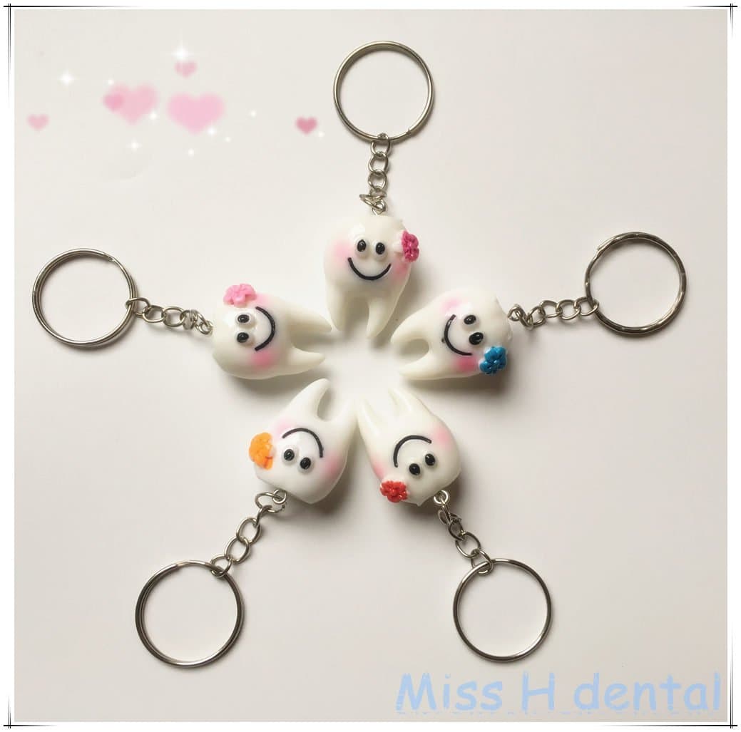 20pcs/Set Keychain Key Ring Hang Tooth Shape Cute Promo Dental Clinic Gift