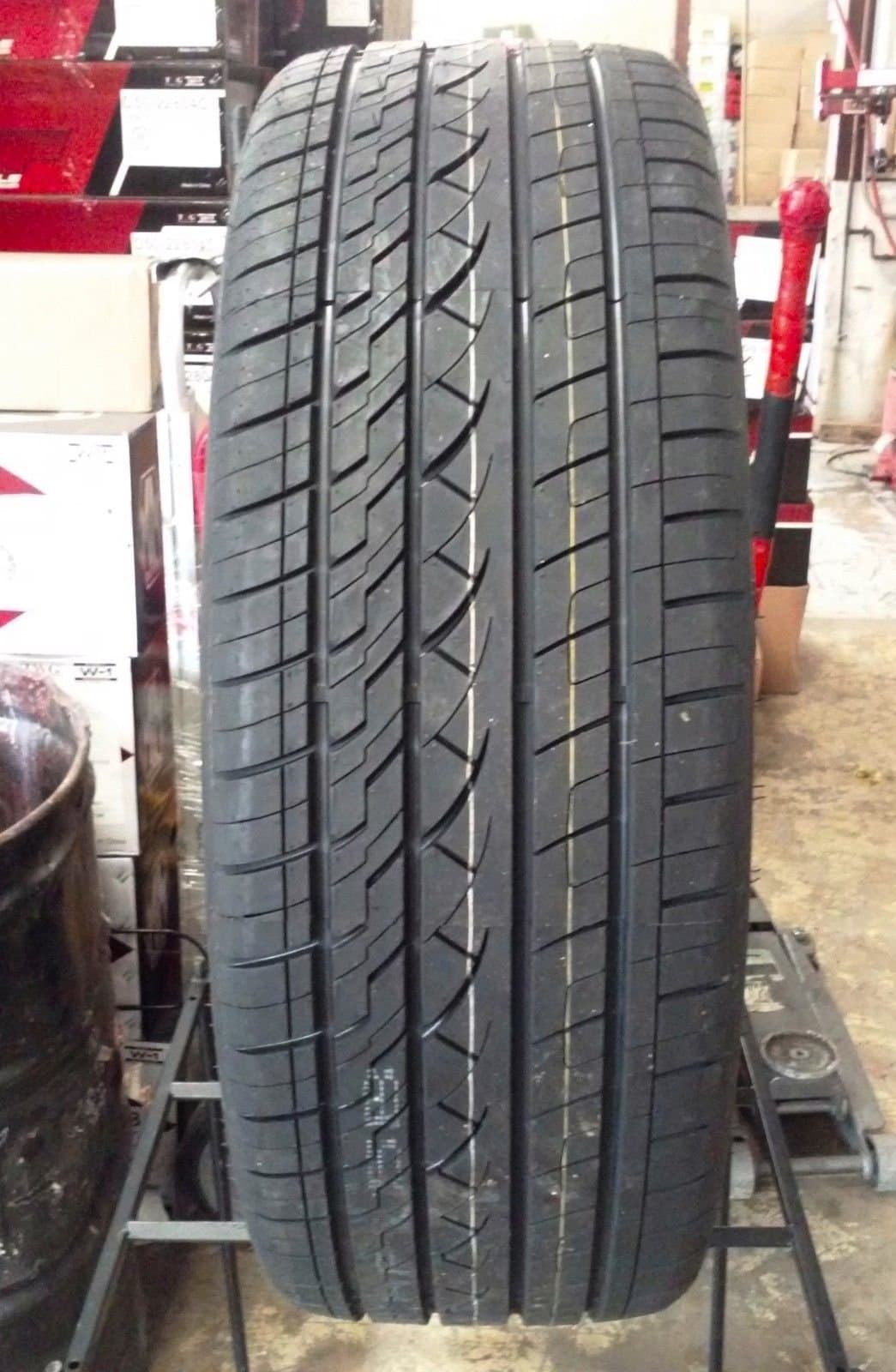 255/30R30 M626 Durun