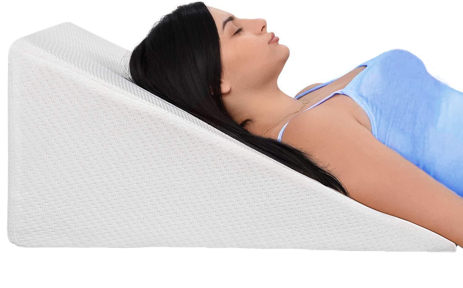 Bed Wedge Pillow with Memory Foam Top – Ideal for Comfortable and Restful Sleeping – Alleviates Neck and Back Pain, Acid Reflux, Snoring, Heartburn, Allergies - Versatile – Removable, Washable Cover