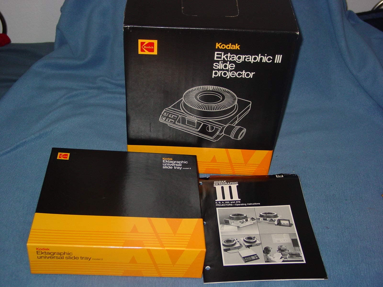 Kodak Ektagraphic III AT Slide Projector