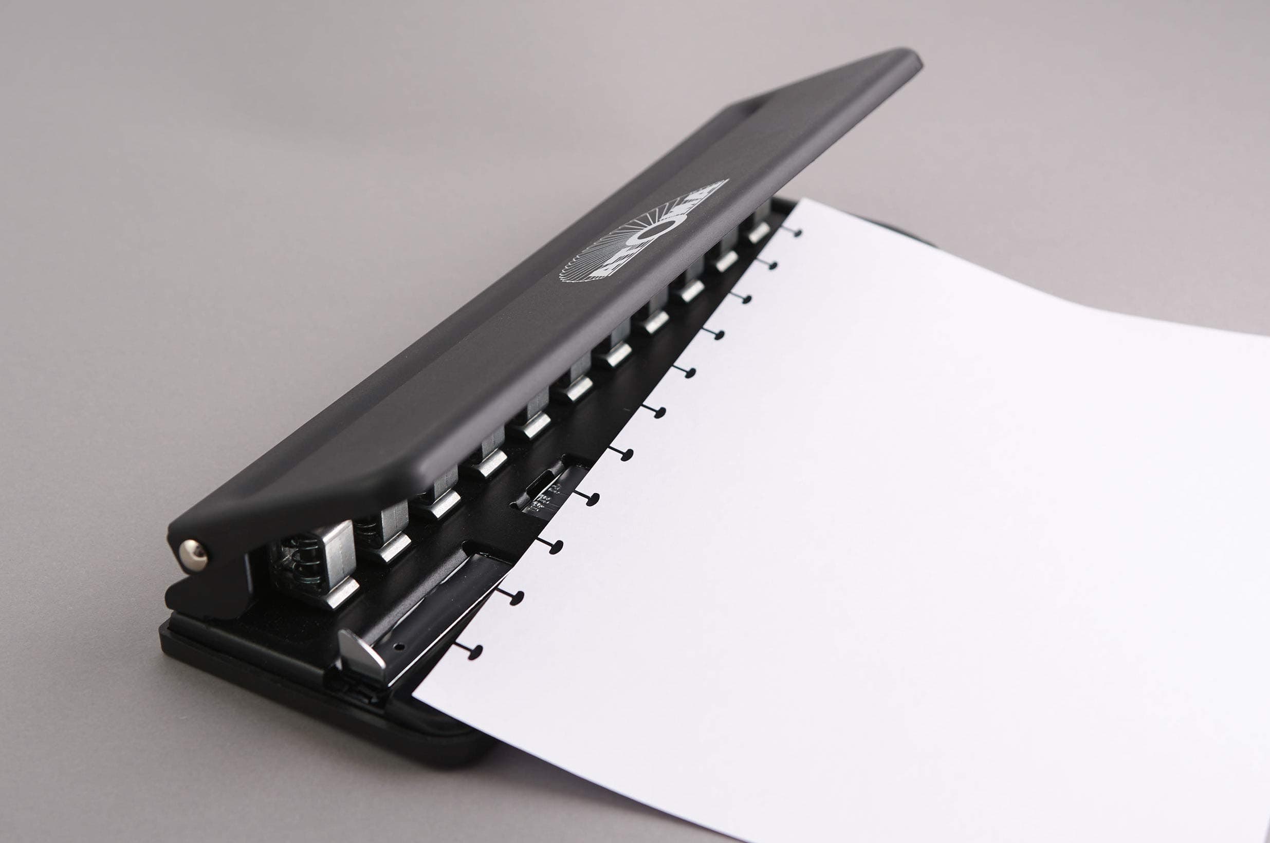 Atoma Iron Hole Punch - A4, A5, A6, 4 Sheets Capacity, Manual, Black