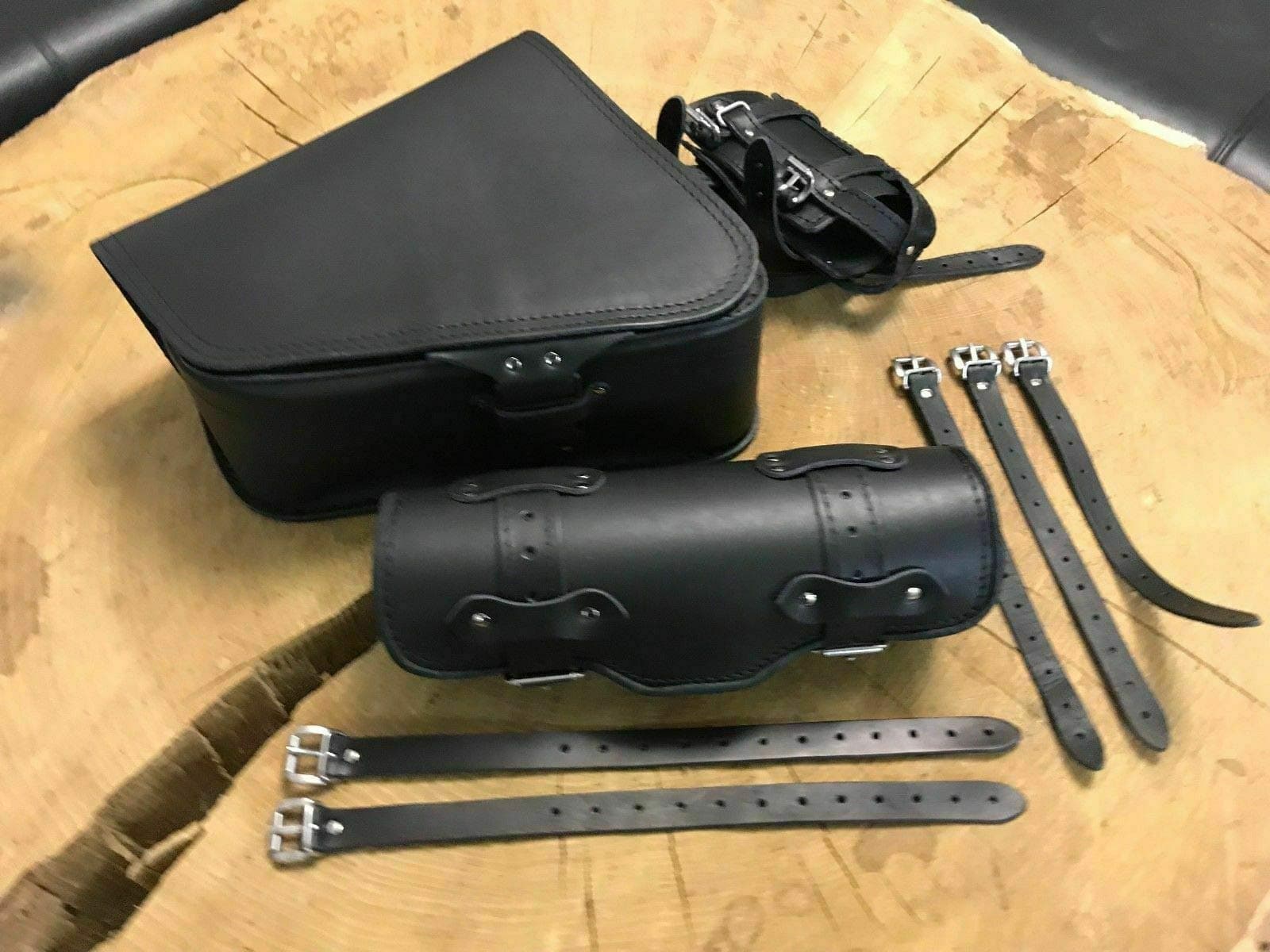 Clean Black Complete Set Saddle Bags + Tool Roll compatible with Harley Davidson Sportster 1200 883 Wheel + Bag Handlebar Wheel Black Leather Orletanos Biker Bag Set HD Iron XL 48