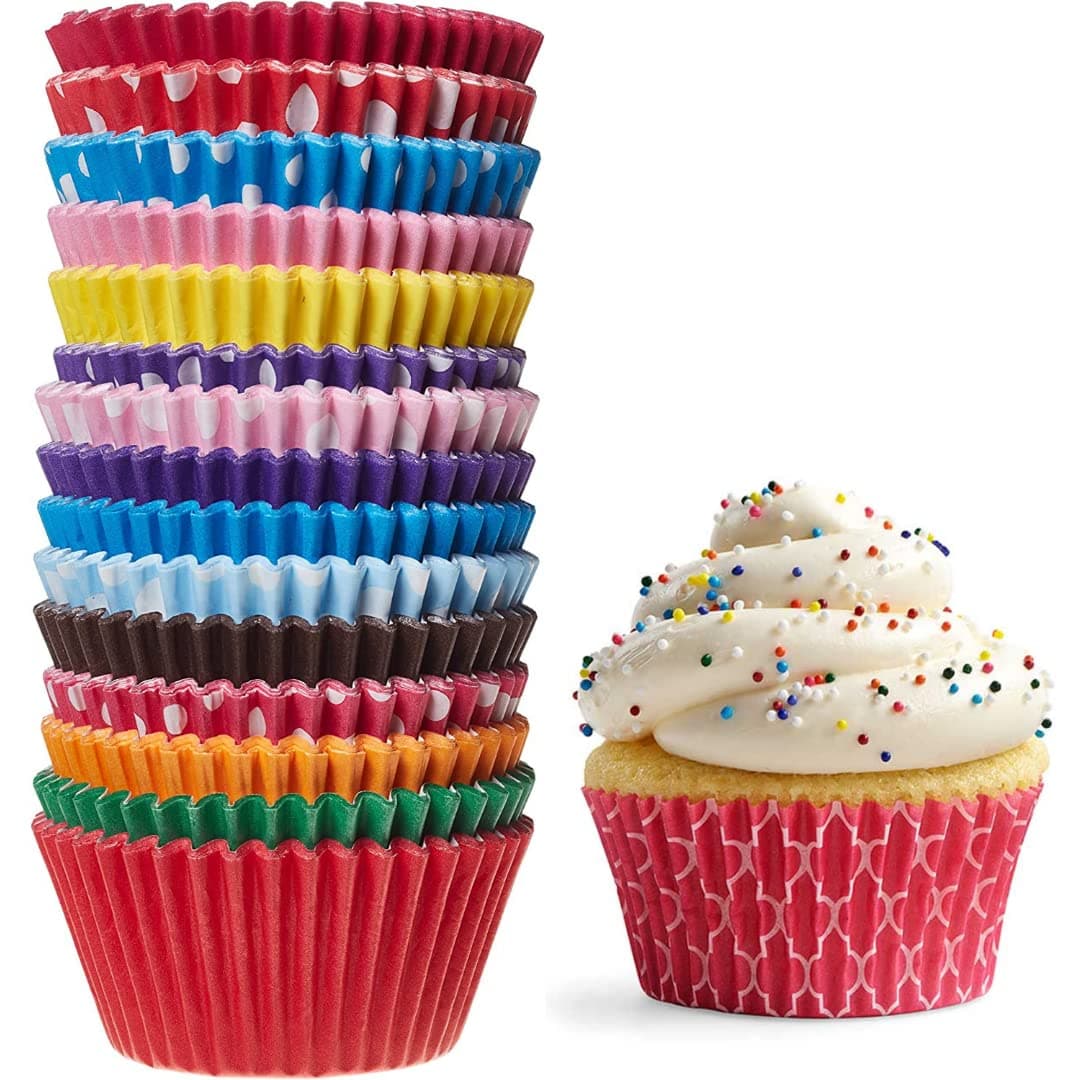 Skytail 100pcs Cupcake Liners Polka Dots 10 cm Baking Muffin Paper Cups Regular Size for Making Muffins Cases Cake Liner Random Colour (100)