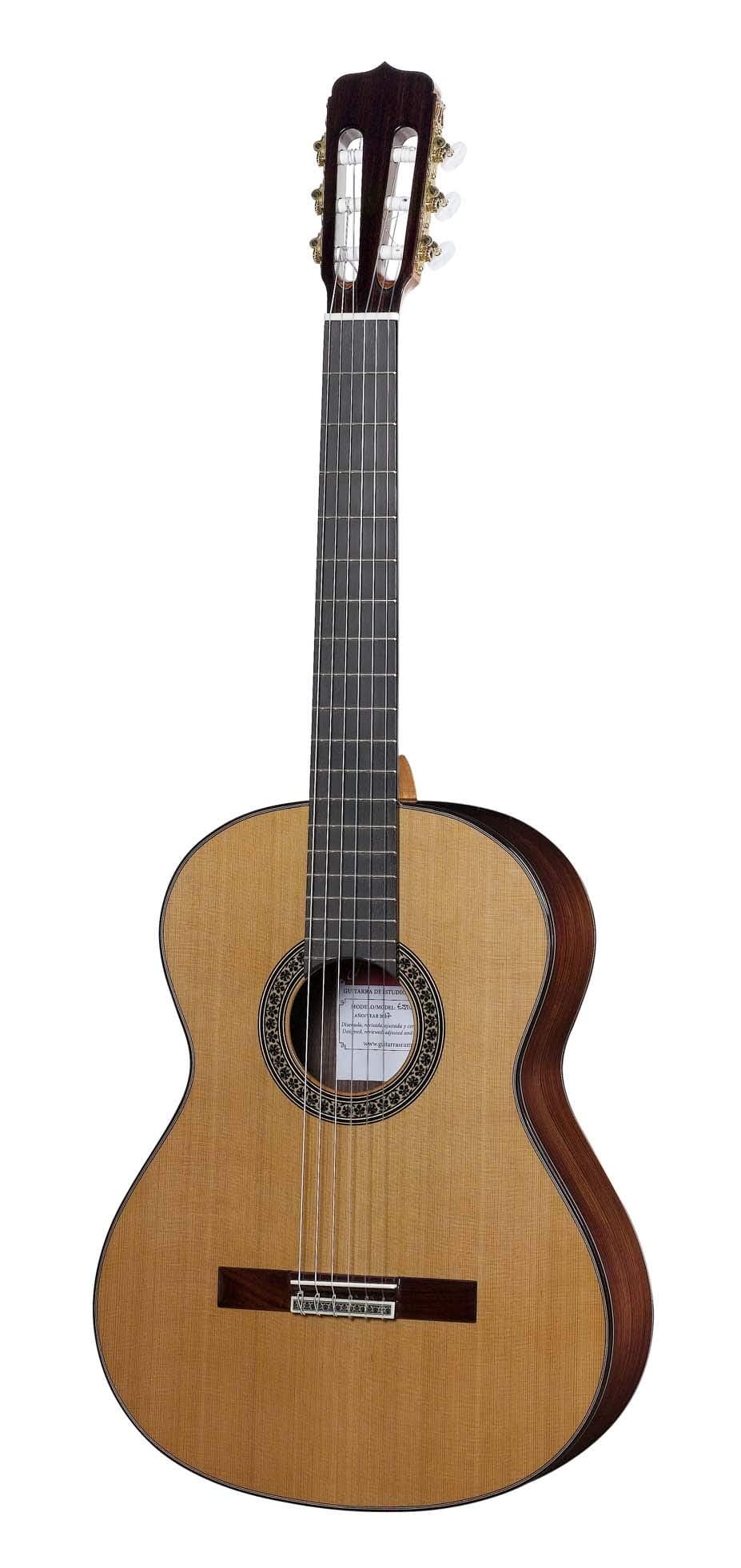 José Ramírez Studio 2 Guitar - Cedar Top