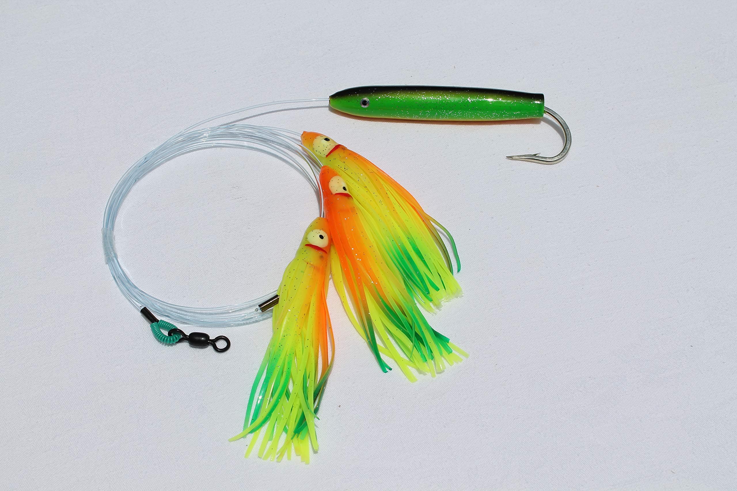 4-Inch Zucchini Cedar Plug with Daisy Chain for Tuna, Mahi, and Wahoo