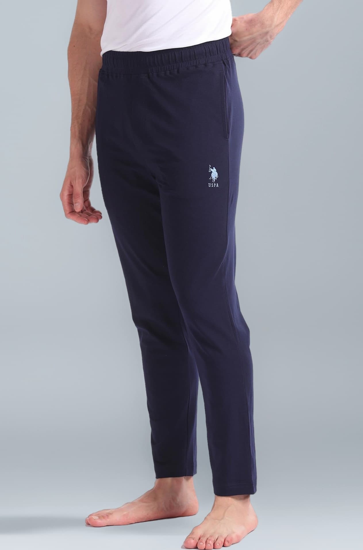 Men's Regular Fit Mid Rise Track Pant