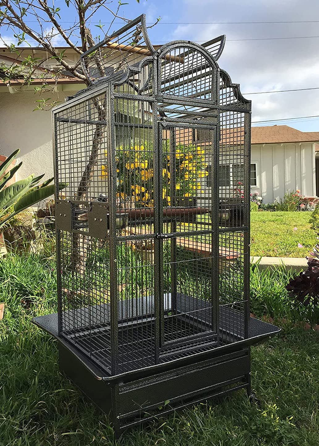 Large Elegance and Durable Wrought Iron Open Play Top Stand Bird Parrot Rolling Cage, Include Metal Seed Guard Solid Metal Feeder Nest Door