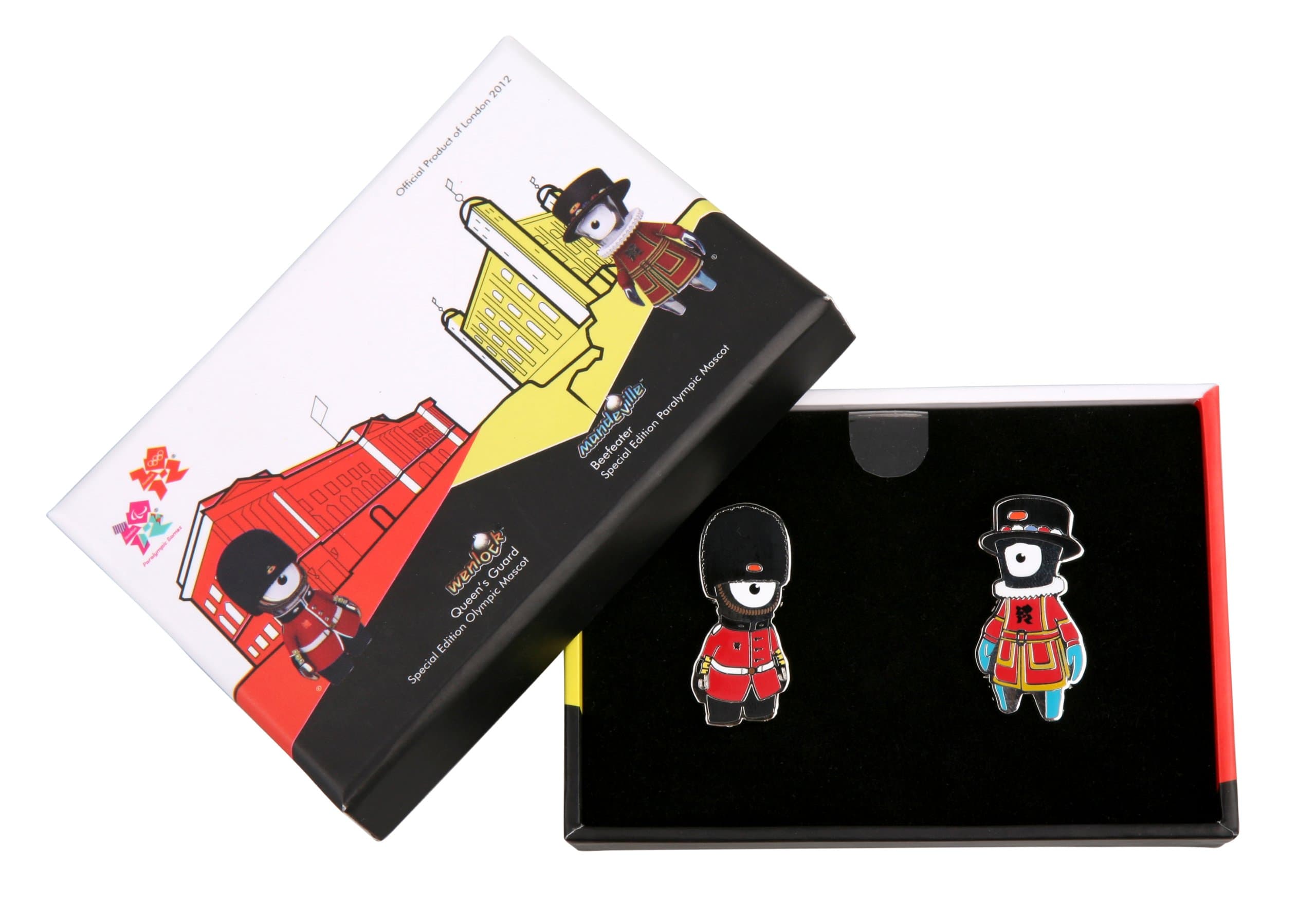 Mascot Special Pose Guard & Beefeater