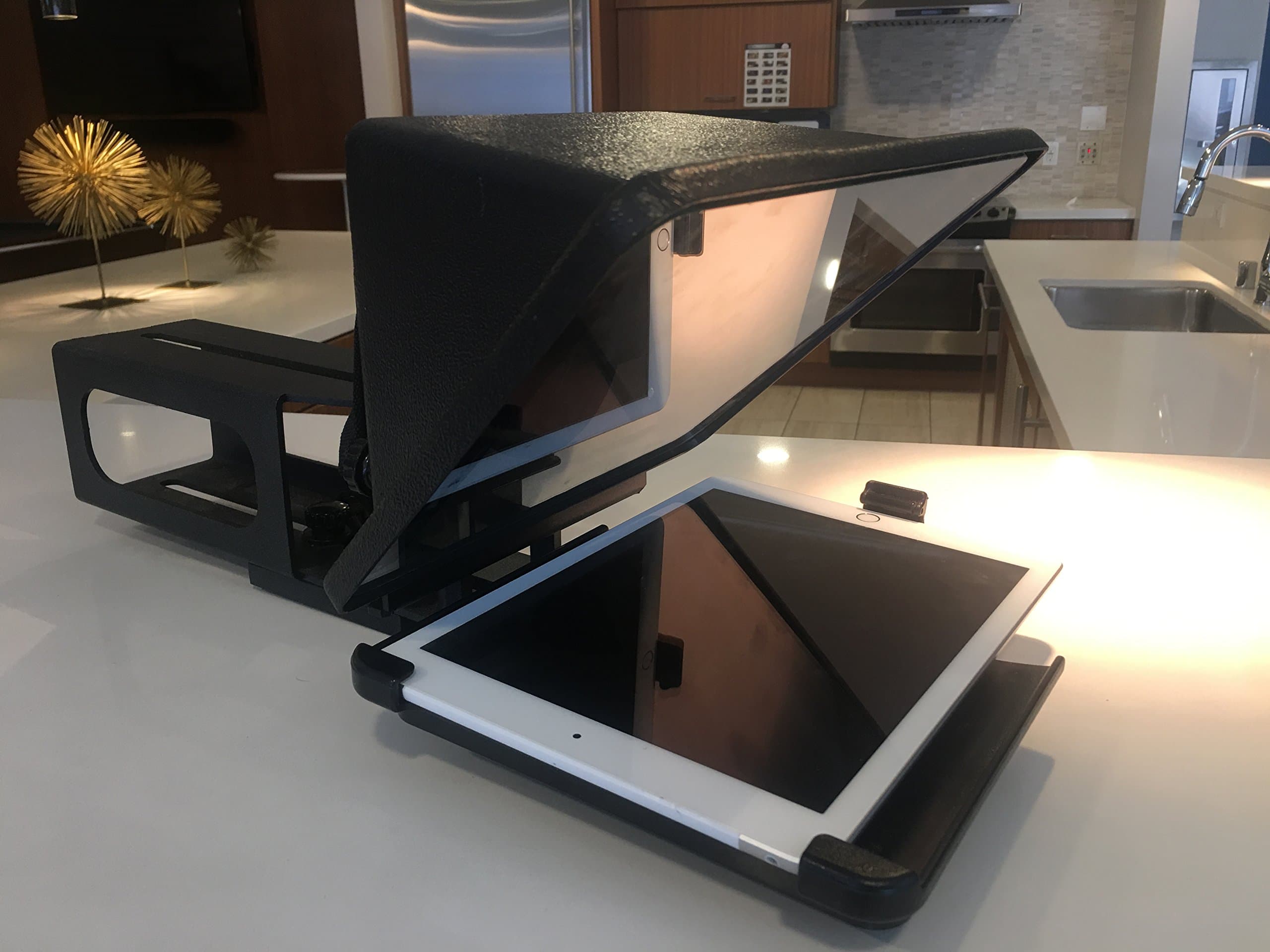 Telmax PROIPEX iPad/Android/Smartphone Universal Teleprompter
