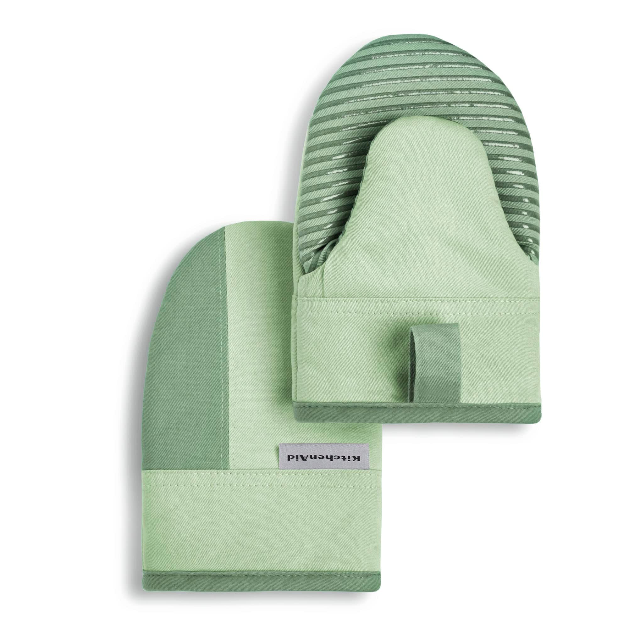 KitchenAid Beacon Two-Tone Mini Oven Mitt Set, 5.5"x8", Pistachio/Graphite Green
