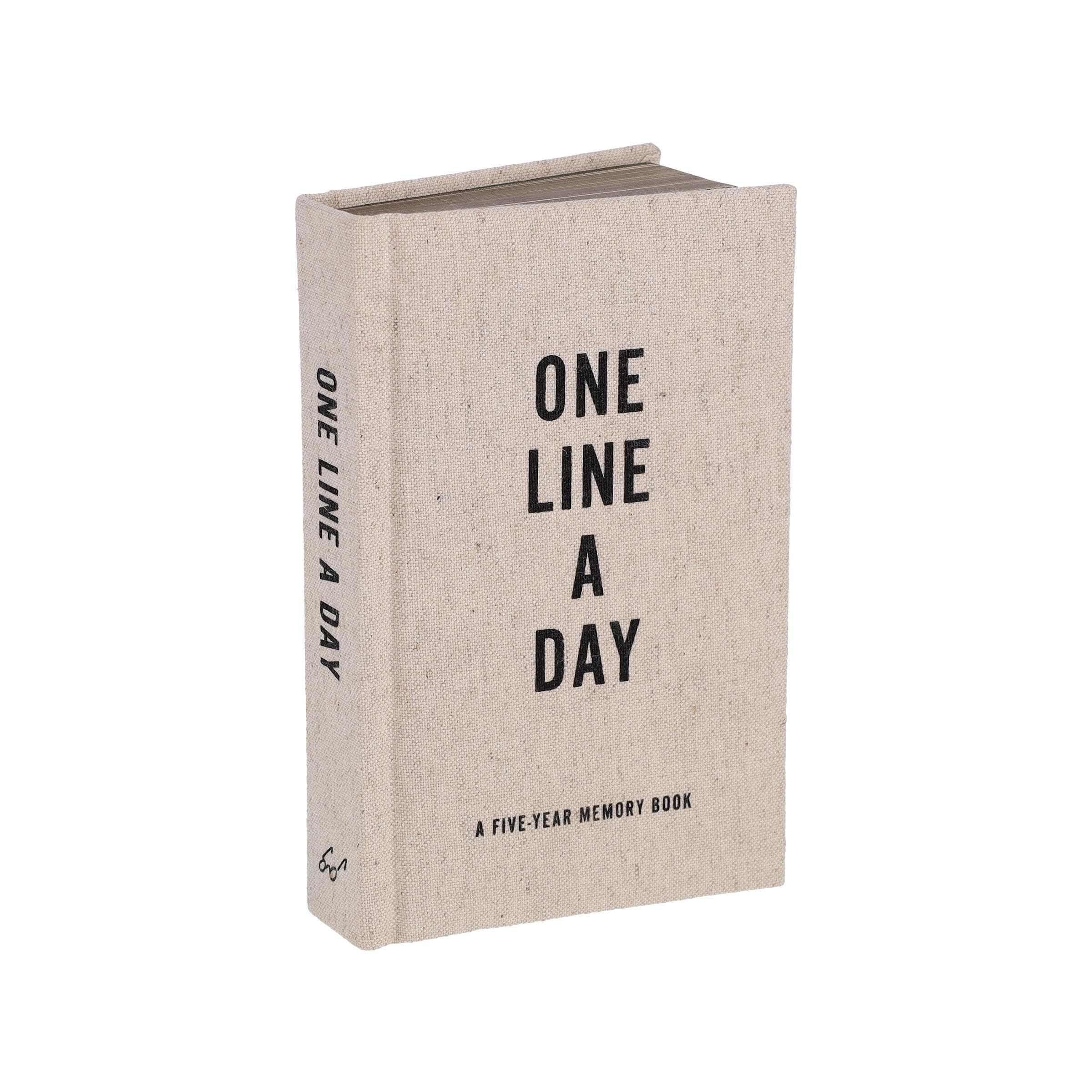 Canvas One Line a Day: A Five-Year Memory Book (Yearly Memory Journal and Diary, Natural Canvas Cover)