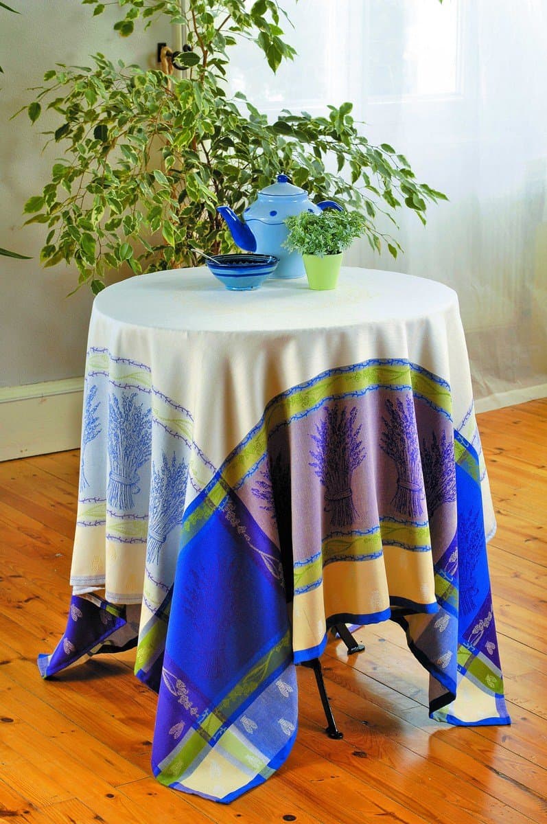 Lavandine Cotton Jacquard Tablecloth -Cream/ Lavender / Multi - Rectangular 63 in x 100 in