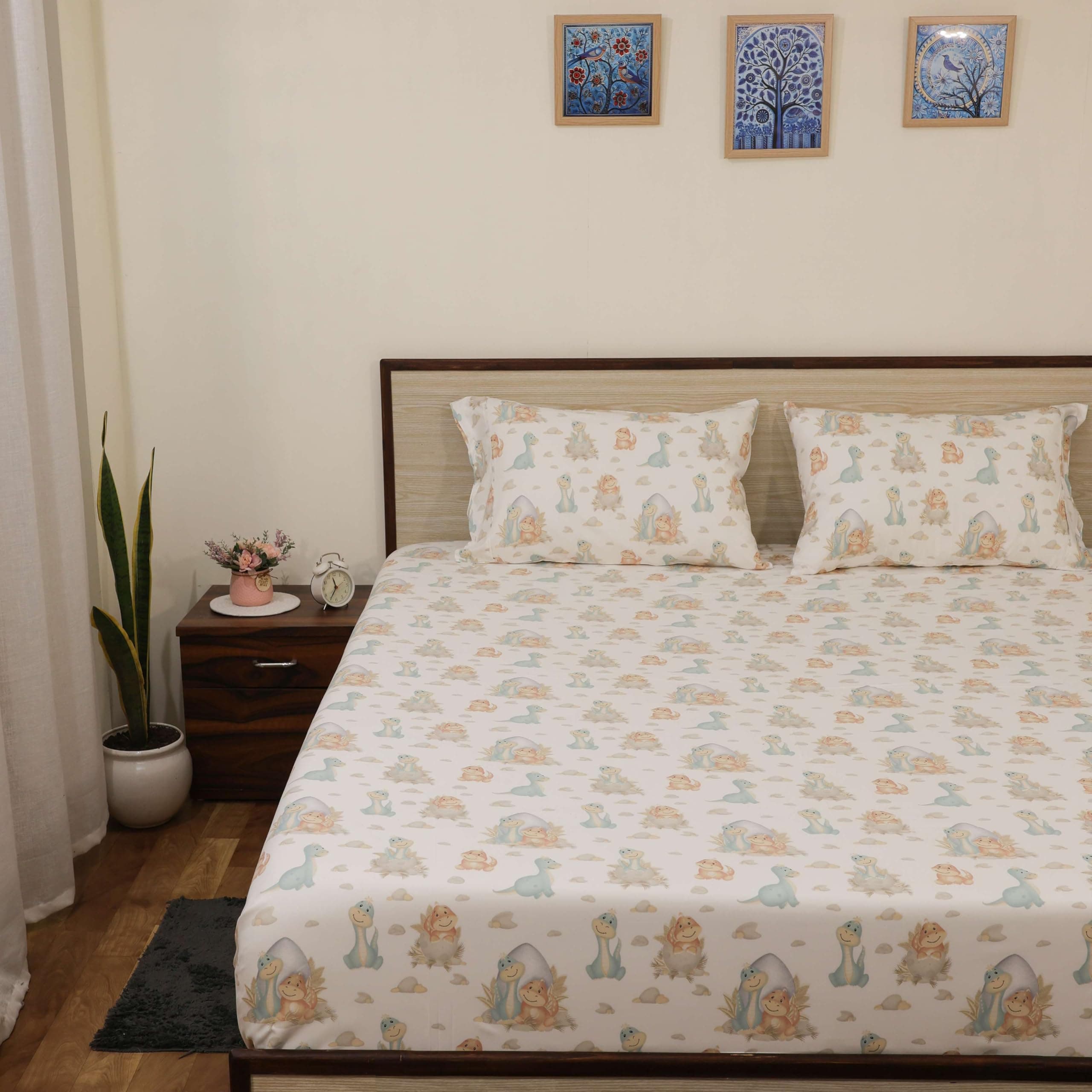 100% Microfiber Dinosaur Bedding Sheet Set Dino Kids Bed Sheets with 2 Pillow Covers for Kids, Teens and Dinosaur Lovers, Double Bed (Cute Dino)