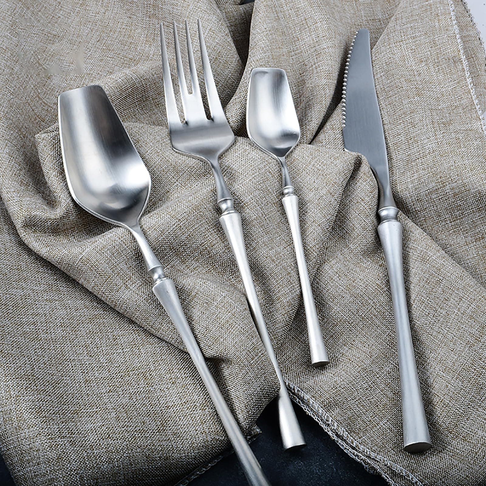 Exquisite silverware set for 8 elegant 18/8 stainless steel flatware set forks spoons and knives set eating utensils sets for family gathering corporate dinner gift choice dishwasher safe （32piece)