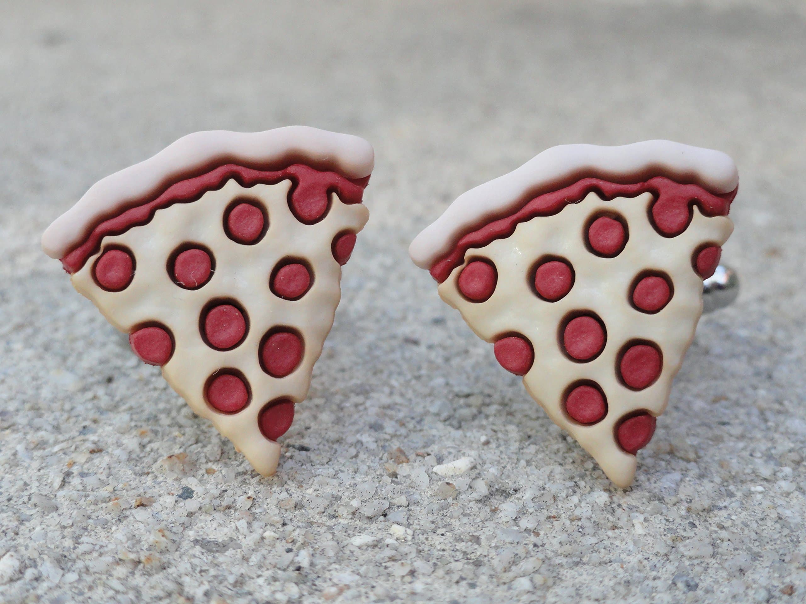 LOUD CUFFLINKSPepperoni Pizza Cufflinks
