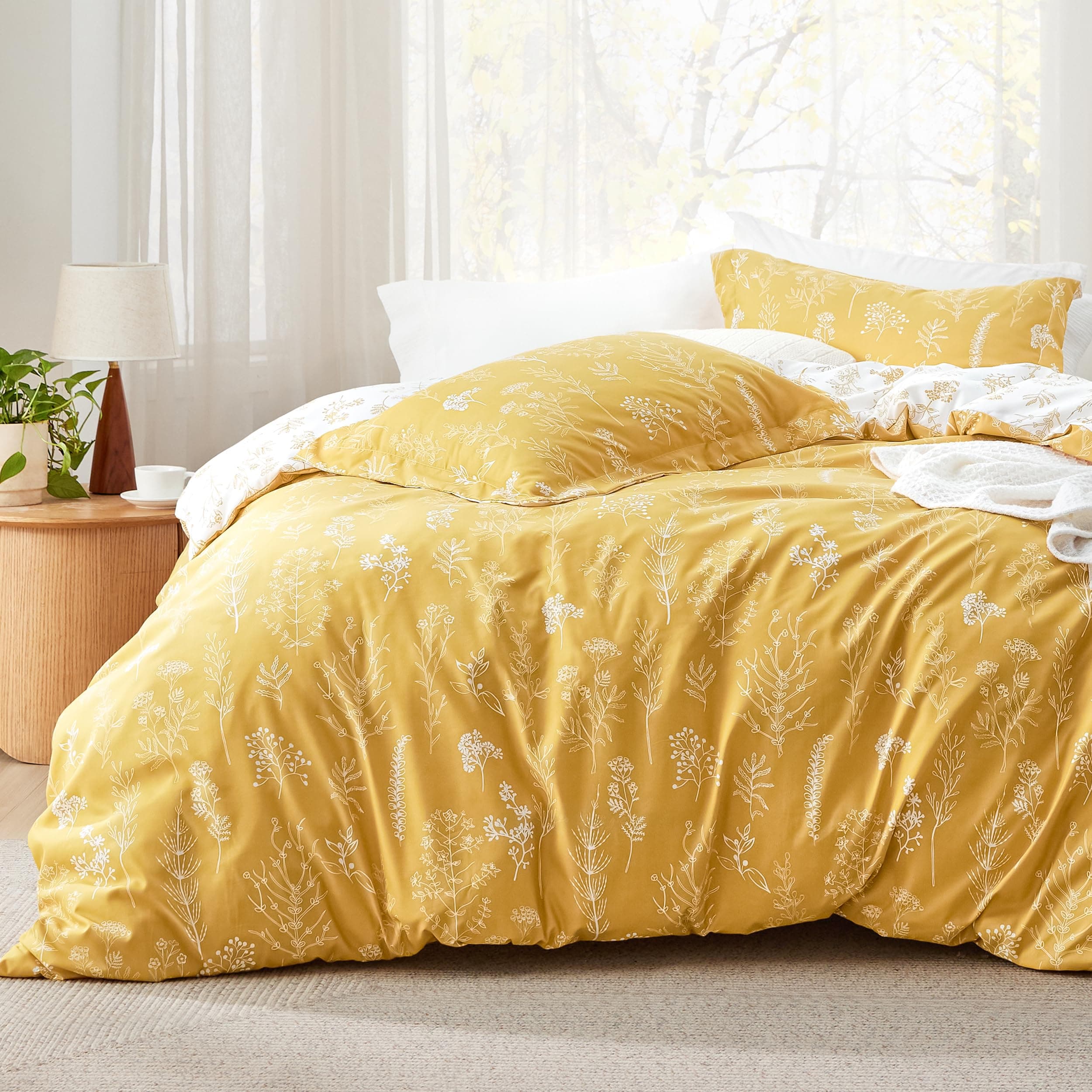 Bedsure Full Comforter Set - Yellow Bed Set, 3 Pieces Cute Floral Bedding, 1 Soft Reversible Botanical Flowers Comforter and 2 Pillow Shams