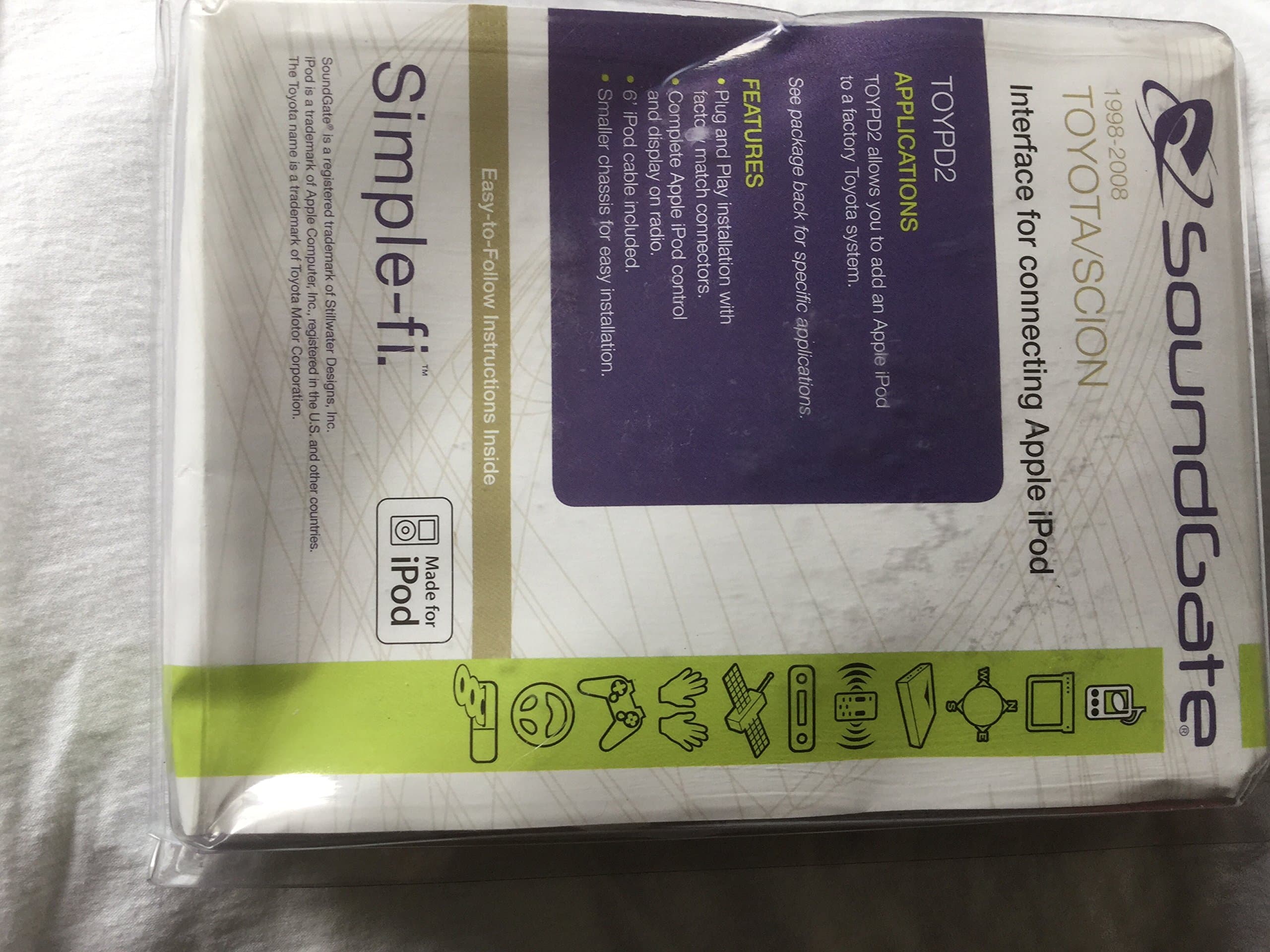 Soundgate TOYPD2 iPod Auxiliary Input Full Controller with Text for Toyota Vehicles 1998-Newer Models