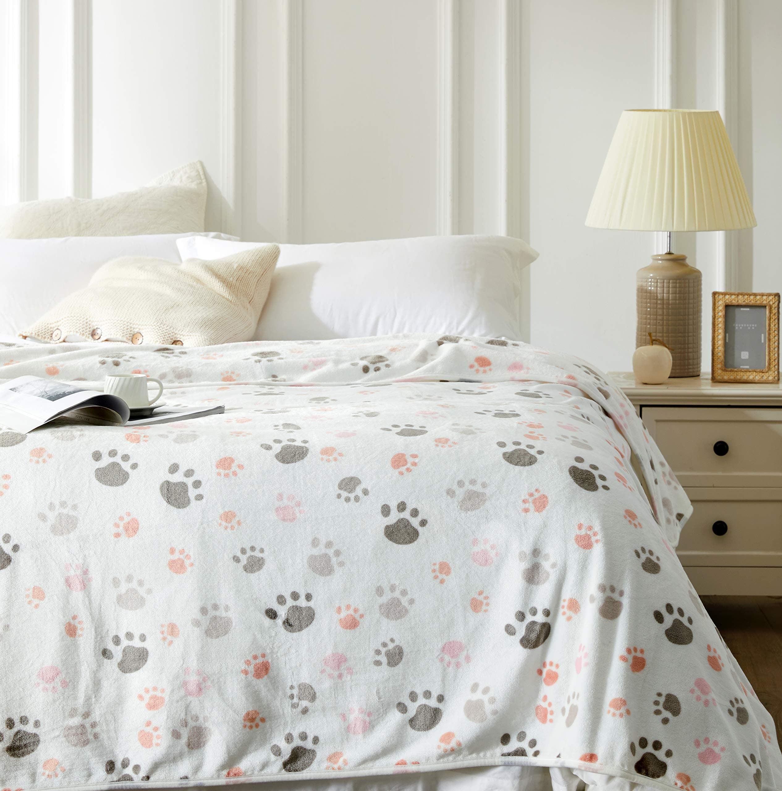 Allisandro Extra Softness Microplush Fleece Polyester Pet Blanket for Small Medium Large Dogs Puppies and Cats