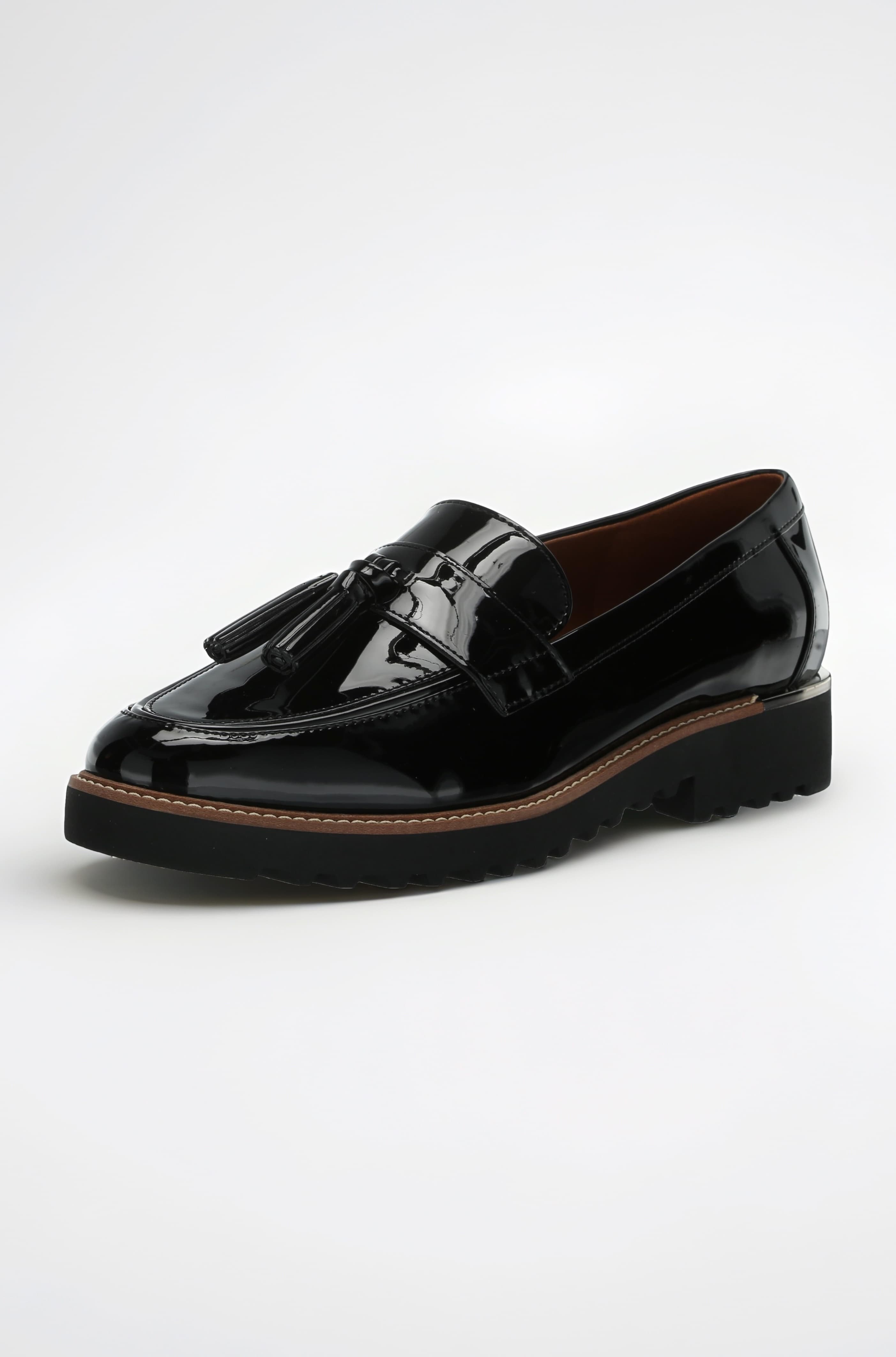 Women's Carolynn Loafer Flat
