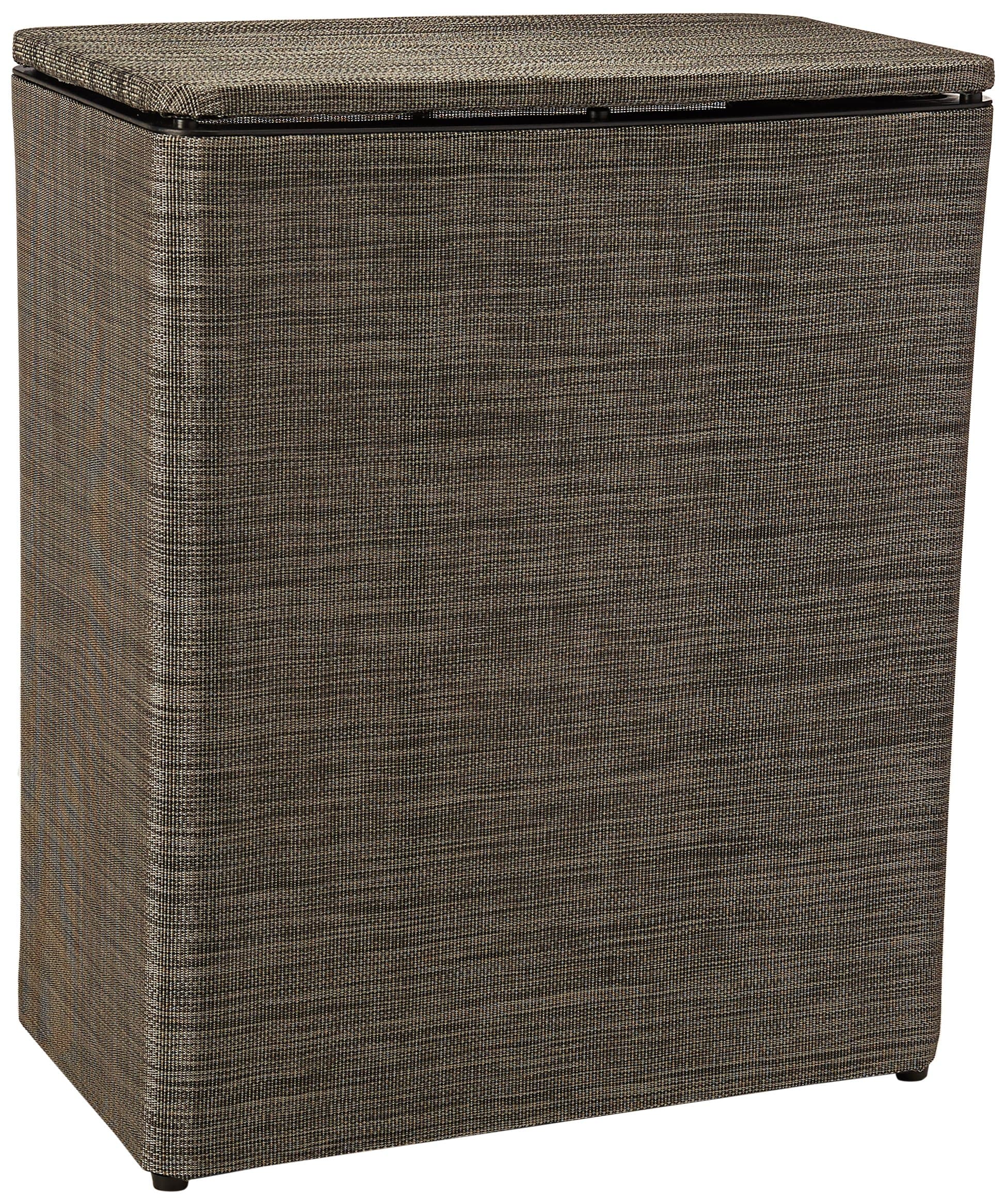 Hamper Color: Silver / Black