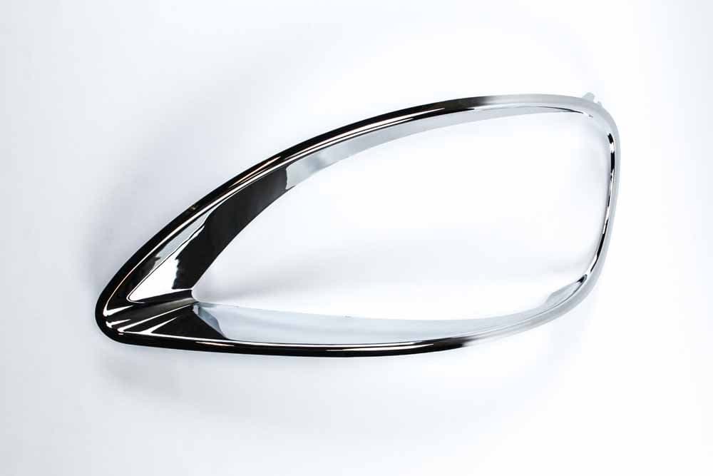 FREIGHTLINER COLUMBIA HEAD LIGHT BEZEL (FRONT)(OE), (LEFT HAND SIDE), CHROME
