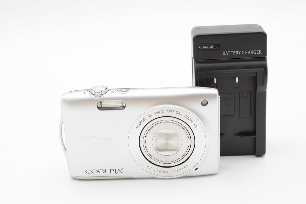 Nikon Coolpix S3300 16 Megapixel Digital Camera - Silver