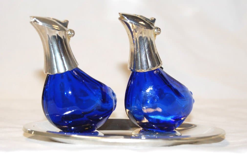 Vintage Silver Blue Dining Table Salt & Pepper Kitchen Retro Set Novelty Pots