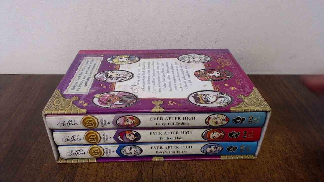 Ever After High: A School Story Boxed Set