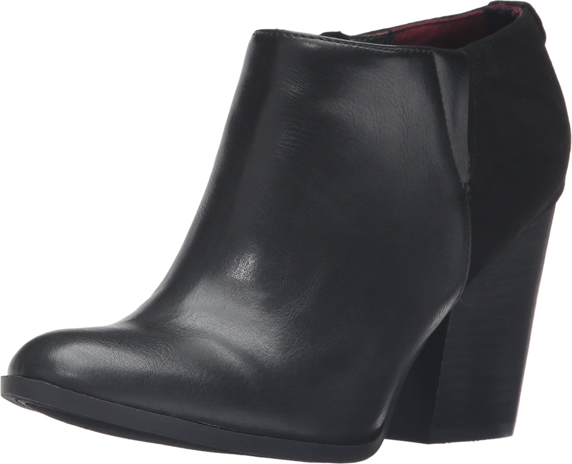 Tommy Hilfiger Women's Leslee3 Boot