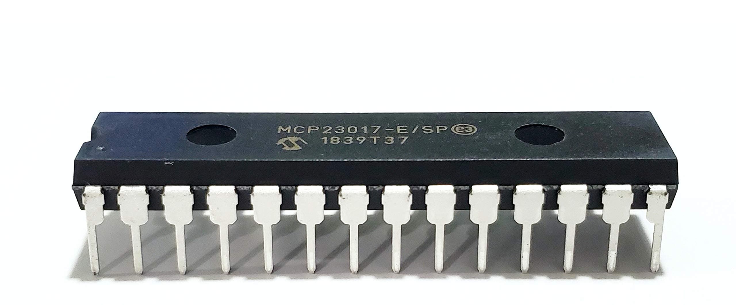 MCP23017-E/SP MCP23017 16-Bit I/O Expander with Serial Interface 1.7 MHz I2C Breadboard-Friendly IC DIP-28 (1 Piece)